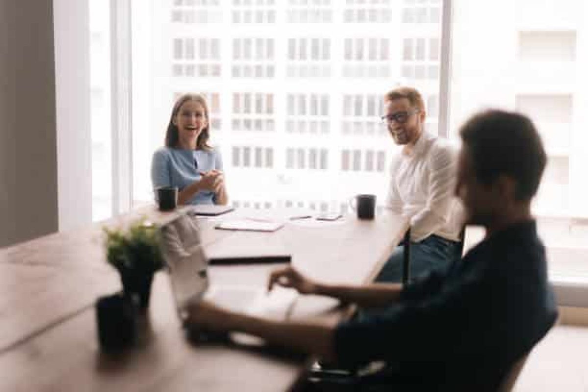 Colleagues in a discussion