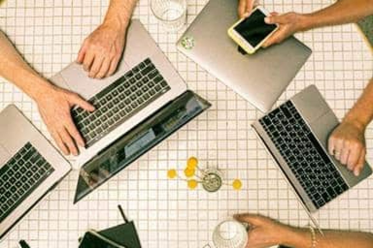 Collaborazione del team utilizzando strumenti di gestione dei progetti